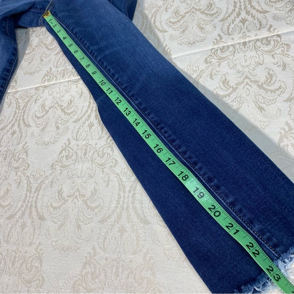 Denizen from Levi's Women's Low-Rise Blue Jeans Straight Size 3/26 - Picture 6 of 11